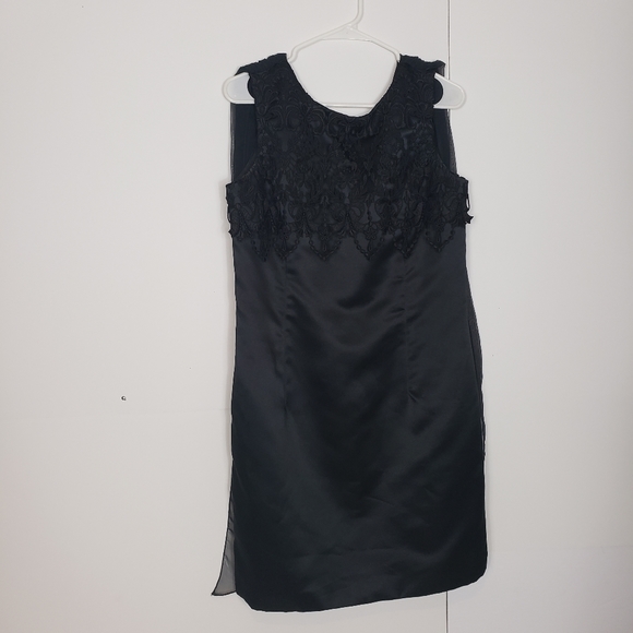 Evening Ball Gown - Picture 8 of 11